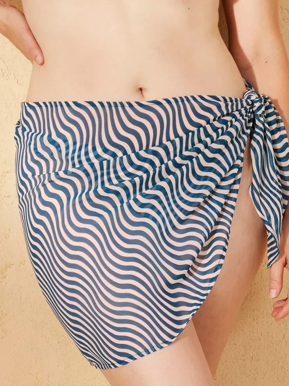 Blue & White Wavy sarong